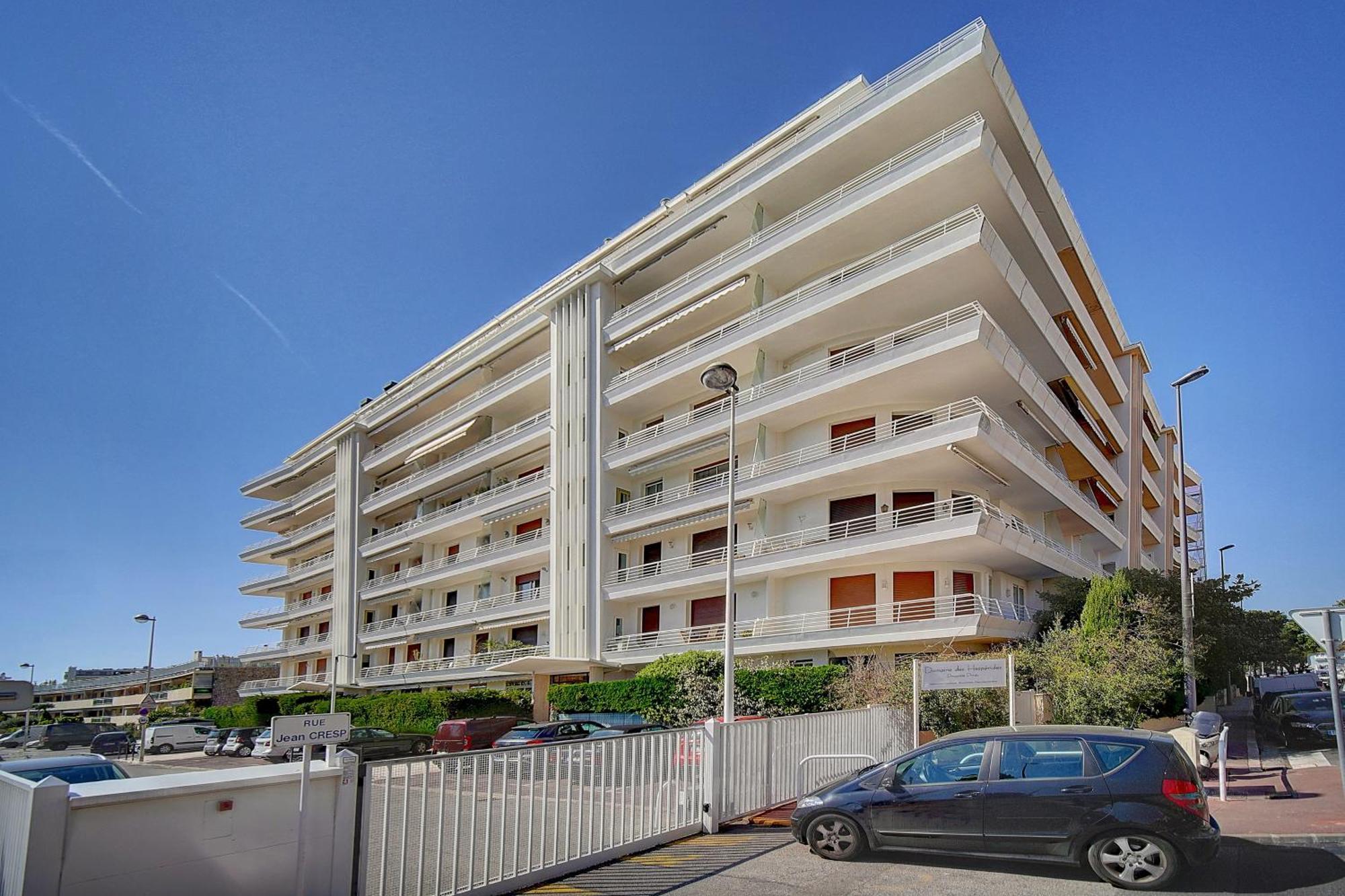 Le Palm - 100M Plage - Croisette - Verriere Cote D'Azur Cannes Exterior photo